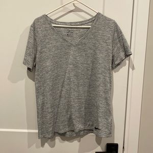 Women’s Nike drifit T-shirt